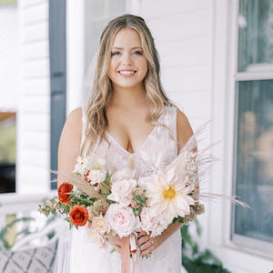 Meet your Posher, Jillian
